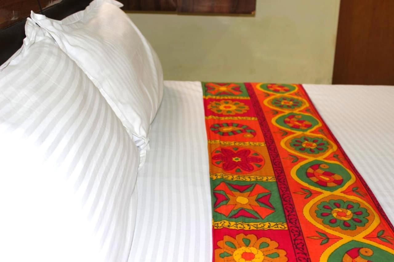 Akshara Residency Hotel มุมไบ ภายนอก รูปภาพ